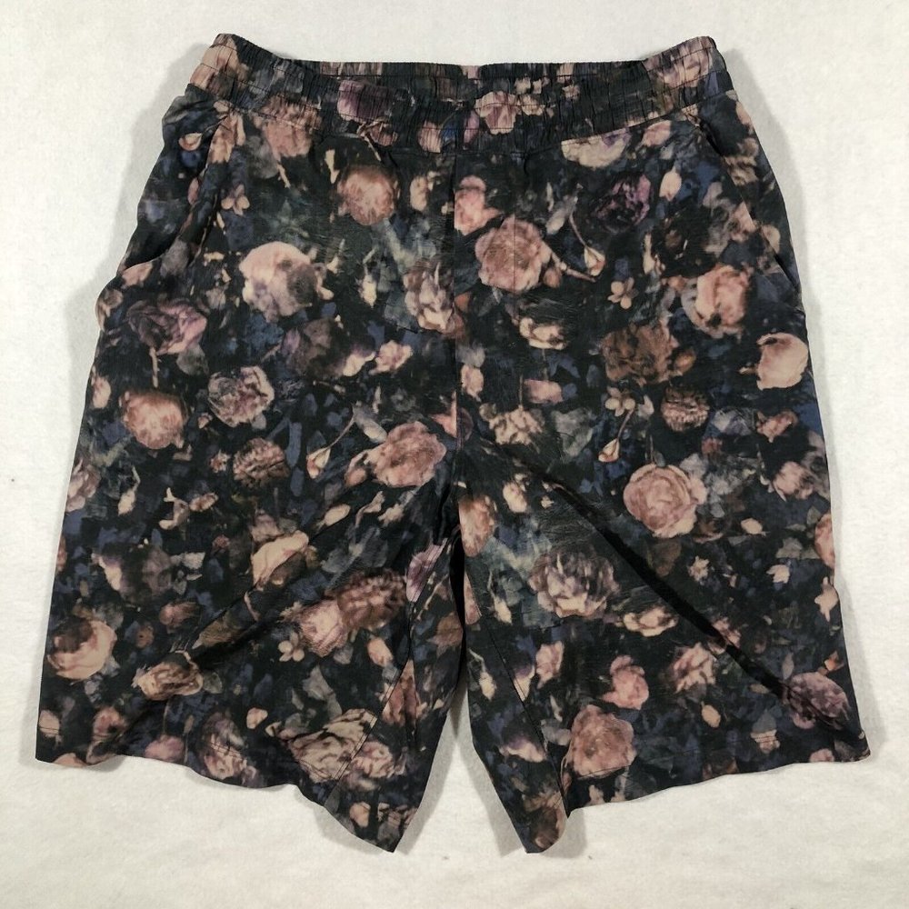 Lululemon Mens Small Pace Breaker Shorts 9" Lined Floral LM7ADJ